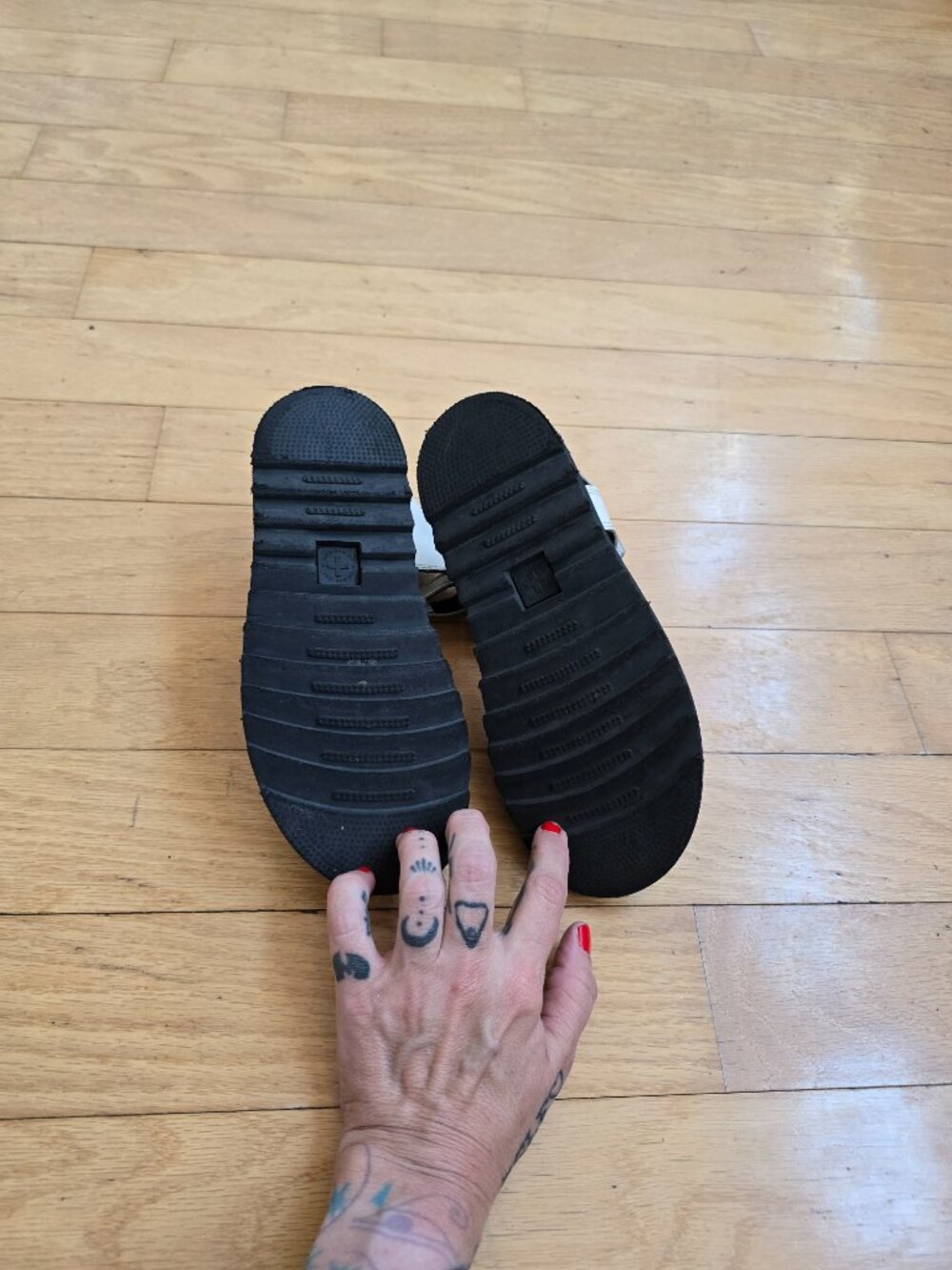 Dr Martens | Klaire J white hydro leather strappy platform sandals | KIDS 3 - Picture 9 of 9